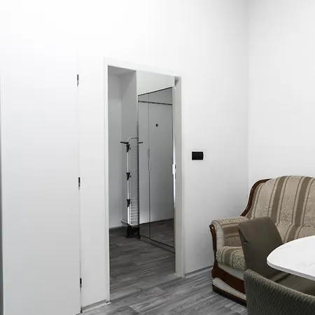 Apartmen-квартира 公寓